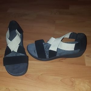 Explore 24 by Easy Spirit womens sandals